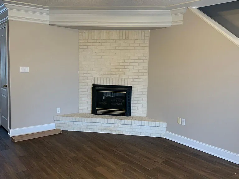 340 Fountain Way #1 — Photo 9