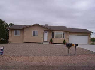 455 W Peppertree Way, Pueblo, CO 81007