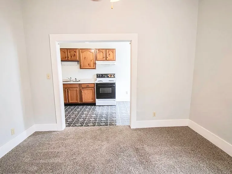 800 N 8th St #2 — Photo 8