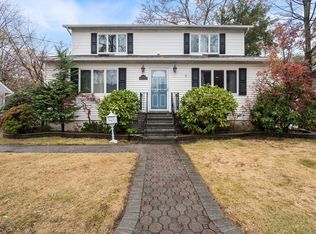 609 Grant Ave, Baldwin, NY 11510