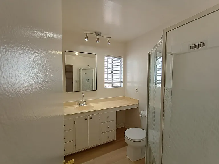 4227 W 133rd St #B — Photo 8