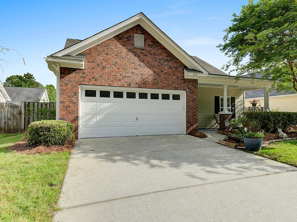 1st image of 302 Garden Grove Dr
