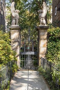 33-27 80th St APT 1, Queens, NY, 11372