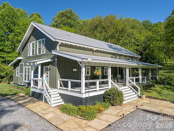 2nd image of 367 Nannys Ln