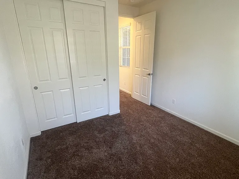 155 W Ladd Dr — Photo 14
