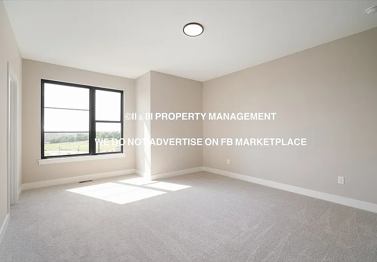 9581 Jupiter St — Photo 30