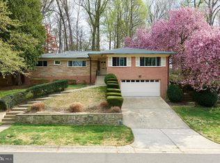 6716 Tulip Hill Ter, Bethesda, MD 20816