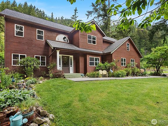 2nd image of 12619 444th Avenue SE