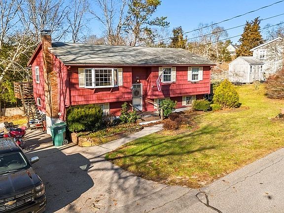 4th image of 34 Clearwater Dr