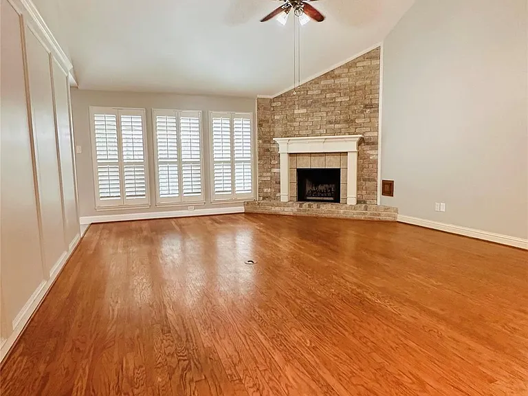 15111 Yorkpoint Dr — Photo 2