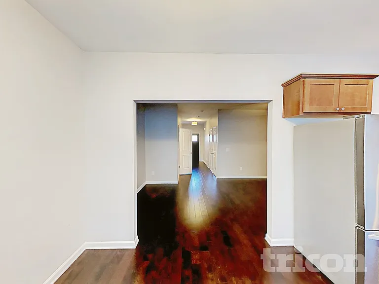 209 Ashmere Ct — Photo 5