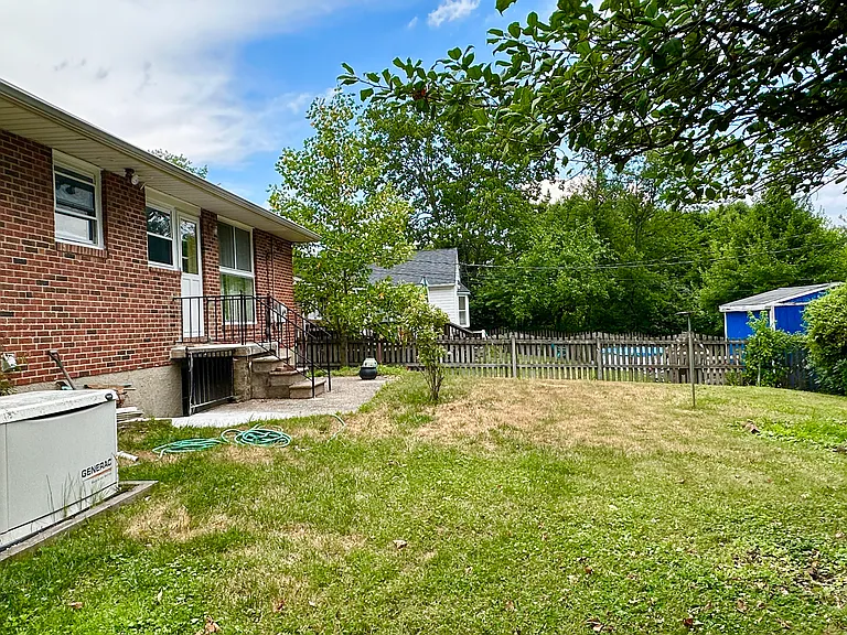37 Othoridge Rd — Photo 38