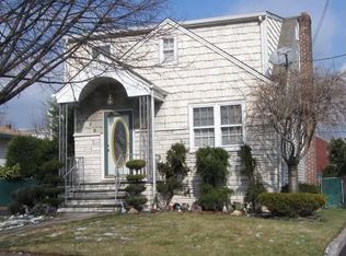 510 Miltonia St, Linden, NJ 07036