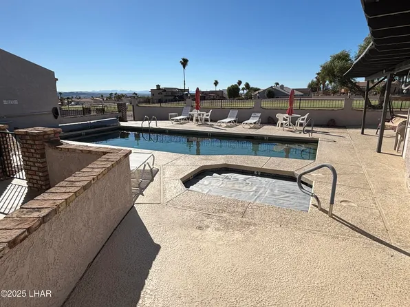 2673 Jamaica Blvd S APT 14, Lake Havasu City, AZ 86406