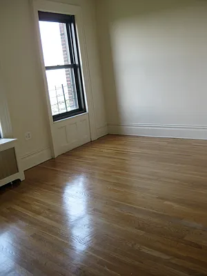 Rented by Continental Realty | media 37