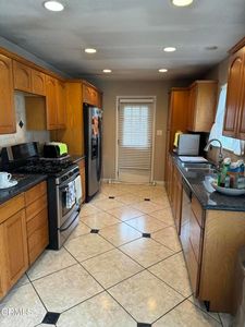 10238 Mammoth St, Ventura, CA, 93004