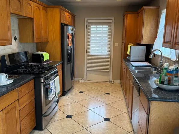 10238 Mammoth St, Ventura, CA 93004
