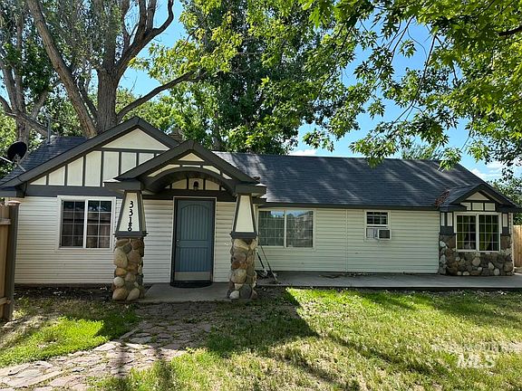 2nd image of 3318 S 10th Ave