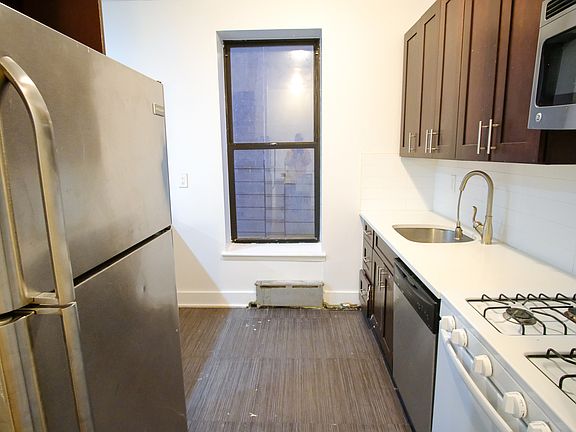 2nd image of 120 W 116th St APT 2A