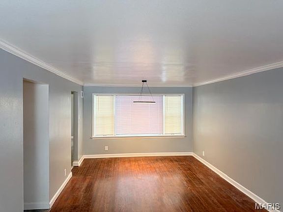 3rd image of 1250 Admiral Dr