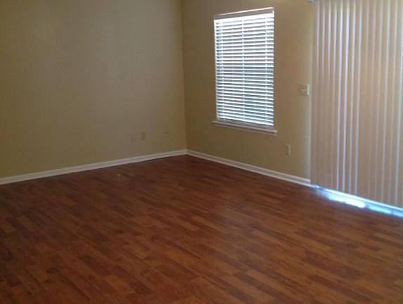 5th image of 7963 Macinnes Dr