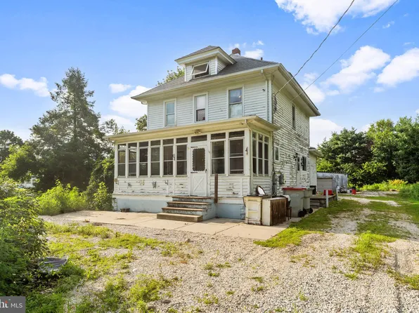 1518 E Sherman Ave, Vineland, NJ 08361