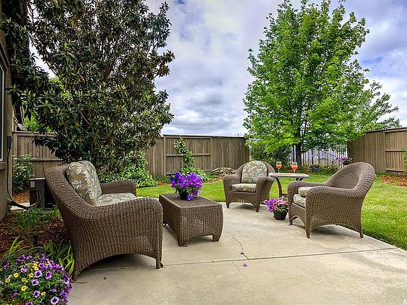 3rd image of 600 Mazza Ct