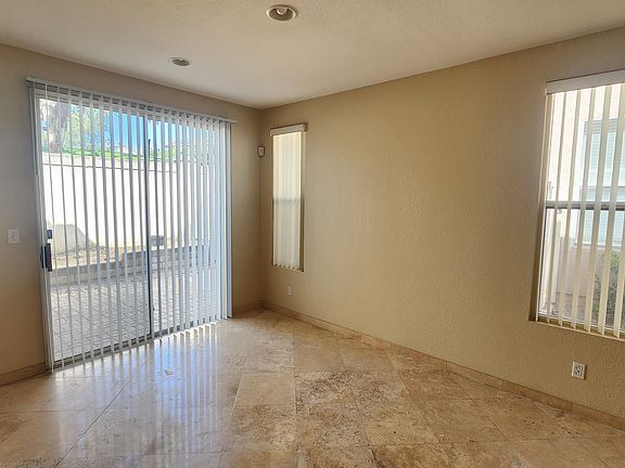 4th image of 1156 De Leon Dr