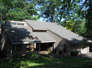 304A Woodlock St, Ingleside, IL 60041