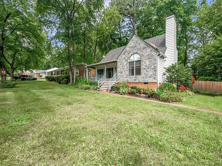 6608 Wexford Ln — Photo 29