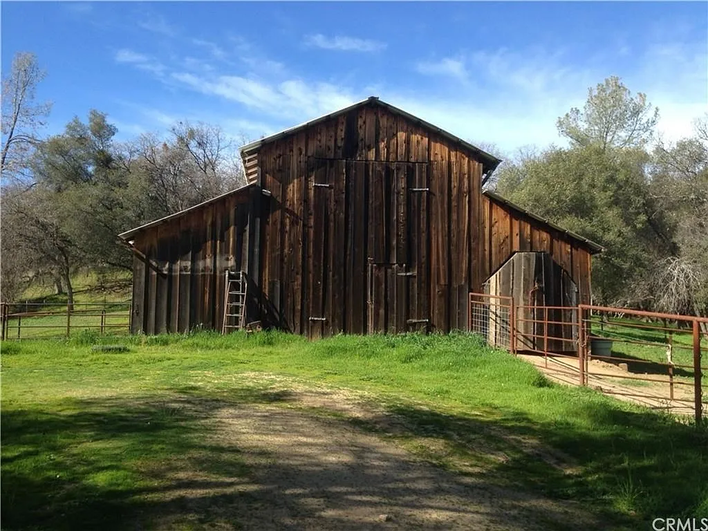 5282 Italian Creek Rd photo 1