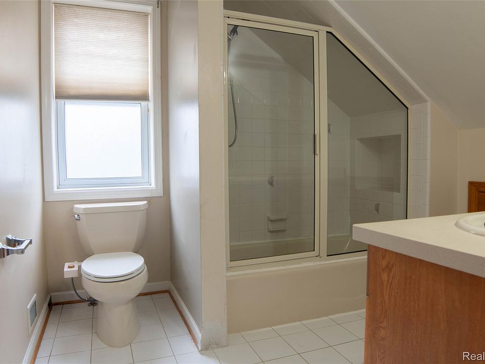 21 5th St, photo 9