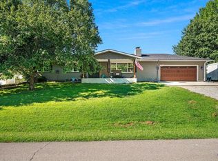 248 NE 59th St, Topeka, KS 66617