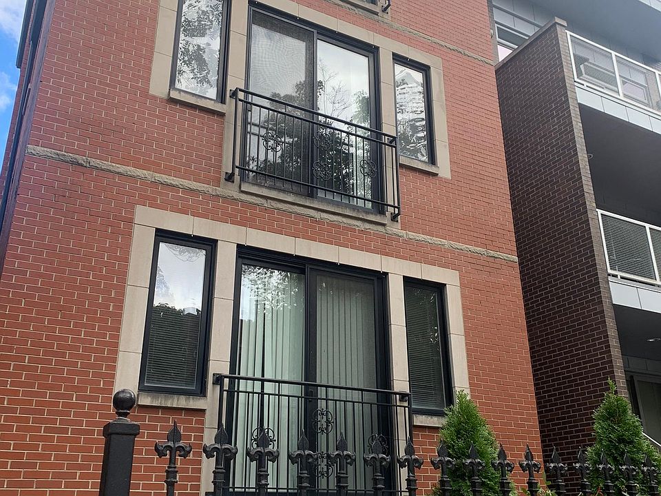 1st image of 1063 N Paulina St #1