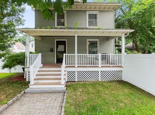 11 Lincoln Ave, Haverhill, MA 01830