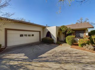 3926 Golf Dr, Redding, CA 96002