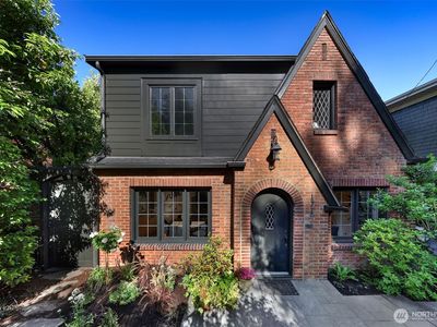 1714 37th Avenue, Seattle, WA, 98122