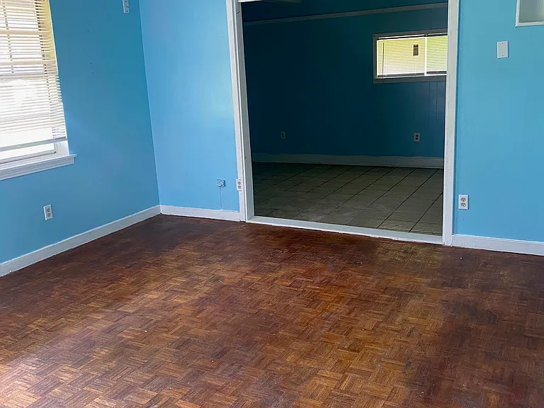 5235 Queen Christina Ln — Photo 8