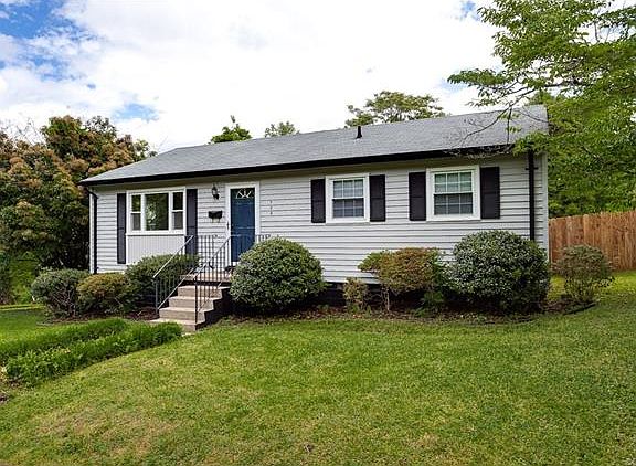 3rd image of 709 W 27th St