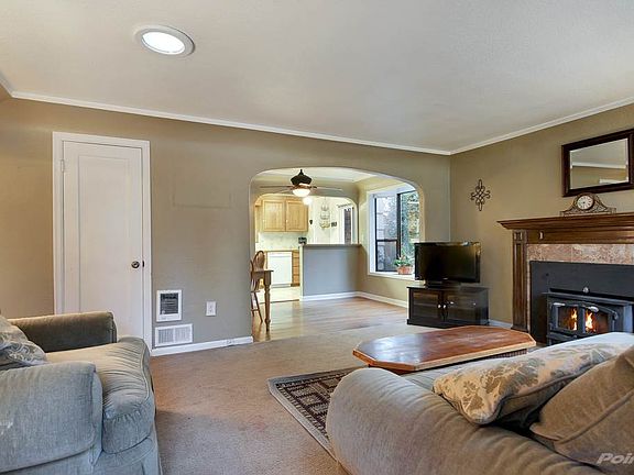 3rd image of 5036 E B St