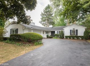 2545 Greenleaf Ave, Wilmette, IL