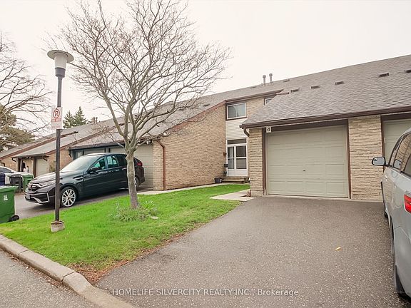 2nd image of 50 Silverbell Grv #4