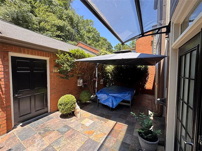 17 Willow Gln — Photo 4