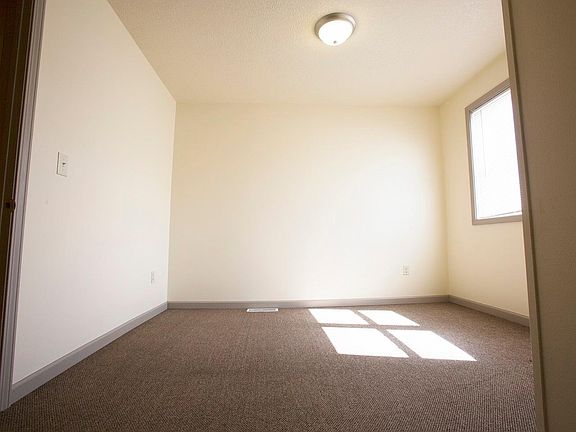 3rd image of 2119 College St APT 7