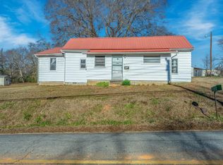 238 W Pine St, Woodruff, SC 29388