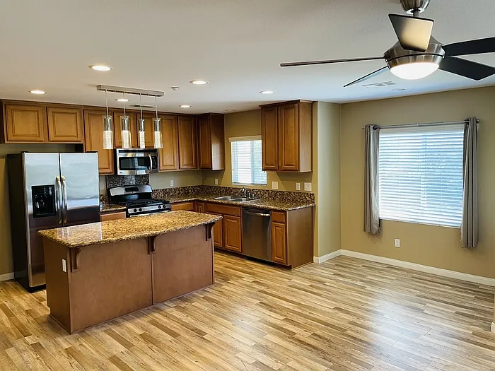 1351 Isabella Way — Photo 12