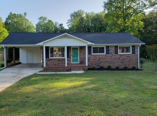 201 Orchard Dr, Greenwood, SC 29649