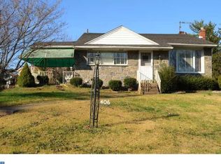 406 Redhill Dr, Broomall, PA 19008
