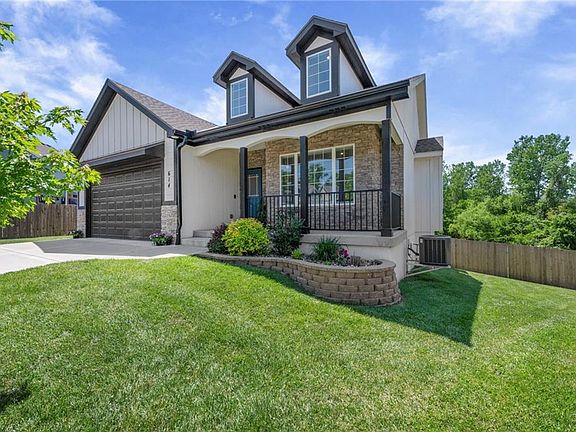 2nd image of 614 Caitlin Ct