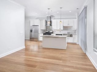 113 N May St #201, Chicago, IL 60607
